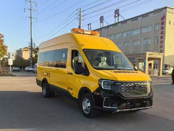 福特T8礦山救援車（氣防車）