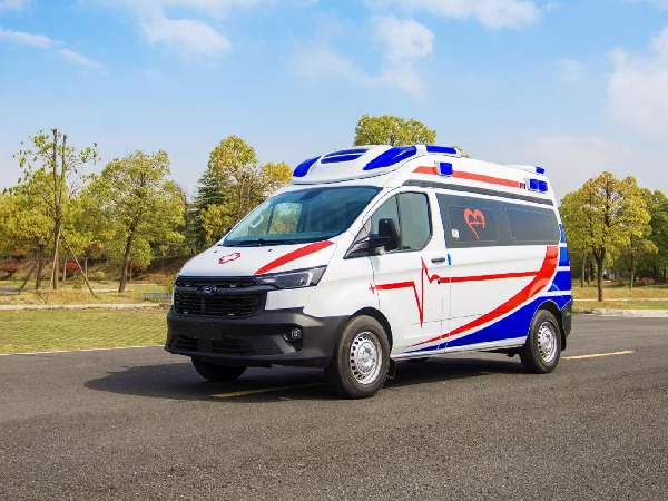 福特全順T6救護(hù)車（模具版）