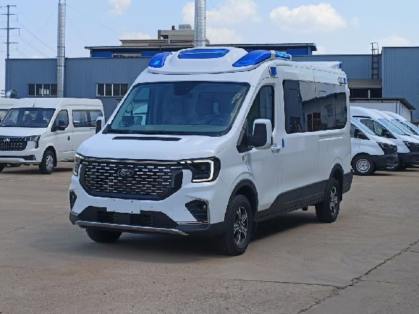 江鈴福特T8救護(hù)車（模具版）